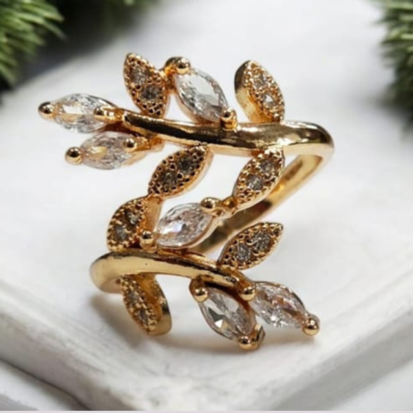 Leaf Shape Ring stunning and unique open adjustable design